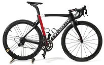 Drewniany stojak na rower RideNow Bike Stand - czarny - 4