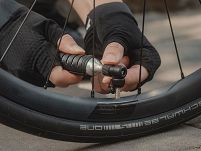 Pompka CO2 Topeak Nano Airbooster L - 2