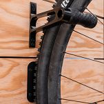 Wieszak na rower Lezyne Wheel Hook - 6
