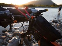 Torba na ramę BLACKBURN OUTPOST TOP TUBE wodoodporna czarna - 9