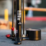 Pompka podłogowa LEZYNE STEEL FLOOR DRIVE HV - 7 BAR - 6