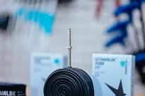 Dętka Schwalbe Standard SCV13 (Clik Valve) – 26″, 40–62 mm (1.5″–2.4″), zawór 40 mm, 190g - 2