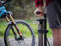 Pompka podłogowa Blackburn Chamber Tubeless Floor Pump - 17