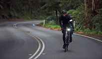 Lampka przednia Knog Blinder Road 400 - 9