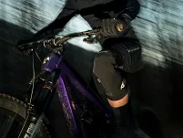 Ochraniacze na kolana Bluegrass Aura Knee - 12