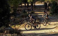 MTB spodenki, bermudy rowerowe Rogelli MTB ADVNTR Distance - czarne - 13