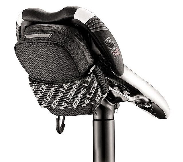 Torebka podsiodłowa LEZYNE ROAD CADDY czarna