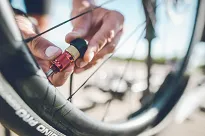 Pompka podłogowa Lezyne Floor Pump Digital Pressure Over Drive - do opon tubeless - 7