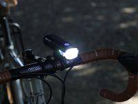 Lampa rowerowa przednia CatEye AMPP 1700 HL-EL1700RC - 5