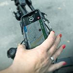 Uniwersalny uchwyt na telefon SKS SmartGrab 360 - 5