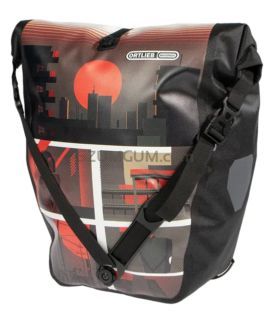 Sakwa tylna Ortlieb Back-Roller Design 20L - morning routine