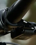 Lampka przednia E-bike Knog Blinder E 1800 - 10