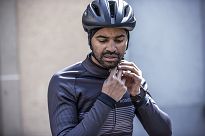 Ultralekka kurtka rowerowa Rogelli BOOST z oddychającymi plecami, czarno-szara - 7