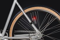 Lampa tylna do błotnika roweru -  AXA Nyx Battery Auto - 5