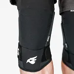 Ochraniacze na kolana Bluegrass 3STRAPS Knee - 3