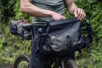 Torba na kierownice Ortlieb Bike Packing Accessory Pack - dark sand - 13