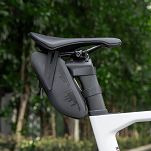 Torba podsiodłowa Rockbros AS-078-1 0,8 l z inteligentną lampką tylną - 9