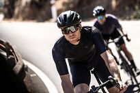Rogelli SWITCH black - okulary sportowe z wymiennymi szkłami i zdjemowalnymi ramkami - 4