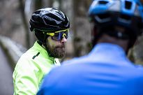 Kask rowerowy Rogelli PUNCTA z błyszczącą powierzchnią czarny - 16