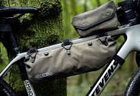 Torebka na ramę Ortlieb bike packing Fuel-Pack - dark sand - 10