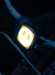 Przednia lampka rowerowa Knog Blinder Peace - 4