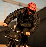 Kask rowerowy e-bike Met E-Mob  MIPS - Czarny - 6