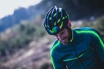 Ultralekki kask rowerowy Rogelli TECTA czarno-odblaskowo-żółty - 8