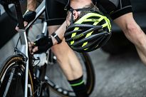 Ultralekki kask rowerowy Rogelli TECTA czarno-odblaskowo-żółty - 6