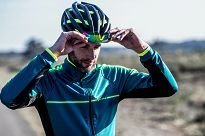 Ultralekki kask rowerowy Rogelli TECTA czarno-odblaskowo-żółty - 7