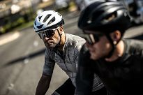 Sportowe okulary polaryzacyjne Rogelli VENTRO POLARIZED z wymiennymi szkłami, białe - 5