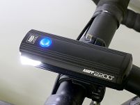 Lampa rowerowa przednia CatEye AMPP 2200 HL-EL2200RC - 10