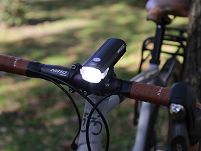 Lampa rowerowa przednia CatEye AMPP 2200 HL-EL2200RC