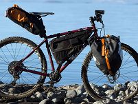 Torba na ramę BLACKBURN OUTPOST FRAME BAG wodoodporna- Medium - 5
