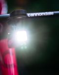 Lampka rowerowa Knog Blinder Pro 900 - Limited EF - 10