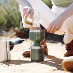 Kafeteria turystyczna, zaparzacz do kawy z kubkiem  - Drip turystyczny z filtrem CLASSIC / Stanley - czarna - 4