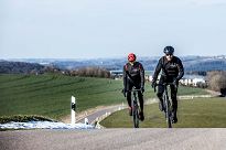Ultralekka kurtka rowerowa Rogelli INFINITE bez ocieplenia, czarna XL - 7