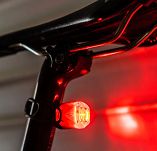 Lampka tylna LEZYNE LED FEMTO DRIVE USB REAR 5 lumenów, czarna - 2