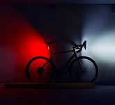 Lampka tylna  Knog Blinder V Bolt - tył - 7