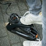Pompka podłogowa nożna z manometrem SKS Airstep Digi - 7