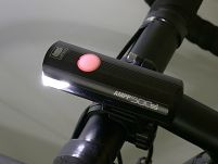 Lampa rowerowa przednia CatEye AMPP 500S HL-EL085SRC - 6