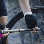 Pompka ręczna Blackburn Airstik Mini-Pump champagne - 3