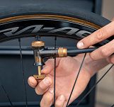 Pompka rowerowa podłogowa TOPEAK  JOE BLOW TUBI 2 Stage, 11 Bar - 5
