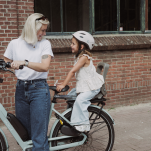 Siedzenie na bagażnik Urban Iki Junior SET key lock - Grey/Black - 11