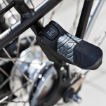 Siedzenie na bagażnik Urban Iki Junior SET key lock - Grey/Black - 12