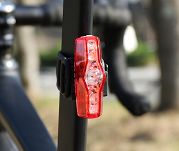 Lampa rowerowa tylna CatEye TL-LD800 ViZ 150 USB-C - 2