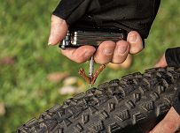 Zestaw narzędzi Topeak TUBI 11  + zestaw naprawczy do opon bezdędkowych - 6