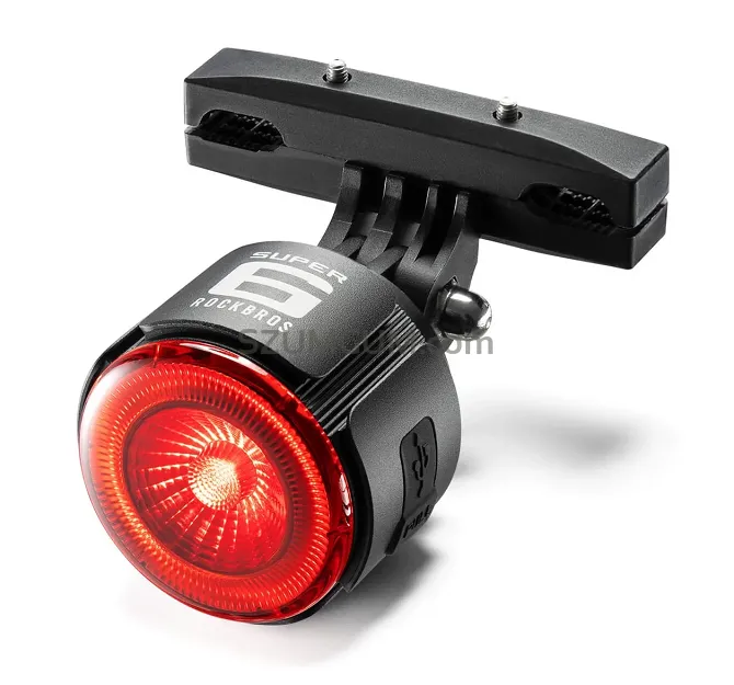 Inteligentna lampka tylna Rockbros RL1F Road to Sky