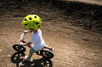 Kask dla najmłodszych MET Hooray - forest zielony - 13