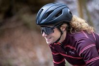 Ultralekki kask rowerowy Rogelli CUORA z matową powierzchnią czarny - 3