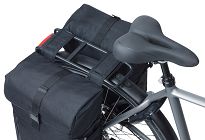 Troby boczne Basil Move - bicycle double bag / 30 liter / black - 8